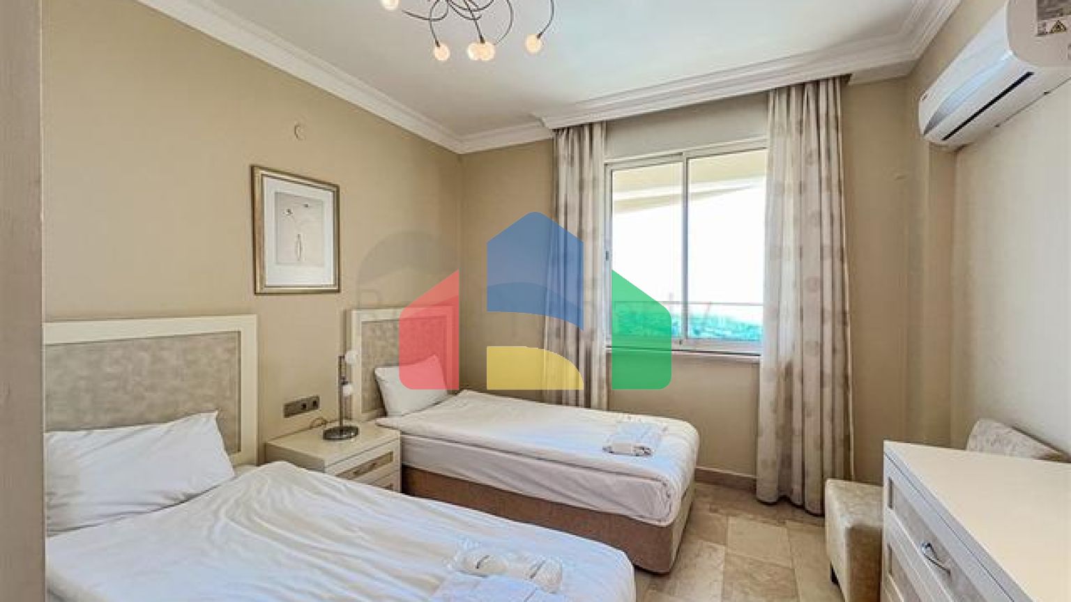 Квартира 2 + 1 в будинку з готельною інфраструктурою в районі Каргиджак