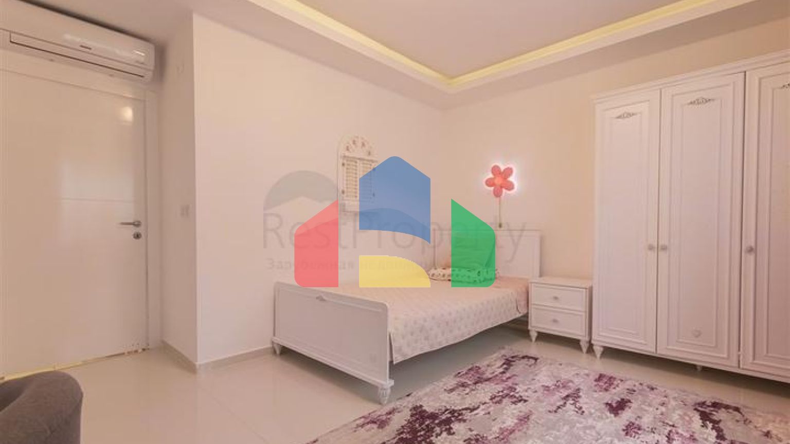 Вілла 8 + 2 в районі Каргиджак