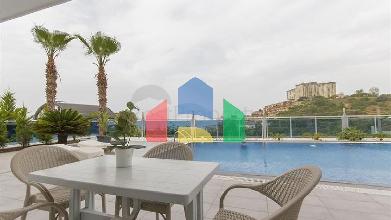 Вілла 8 + 2 в районі Каргиджак