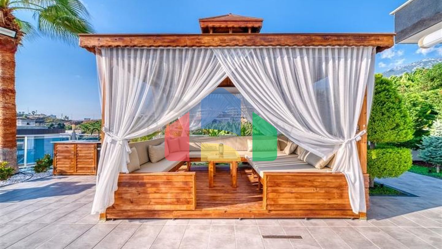 Вілла 8 + 2 в районі Каргиджак