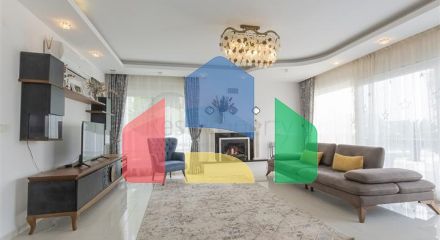 Вілла 8 + 2 в районі Каргиджак