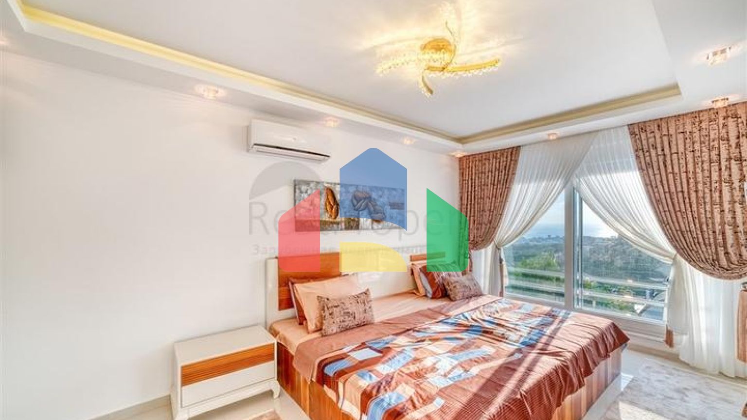 Вілла 8 + 2 в районі Каргиджак