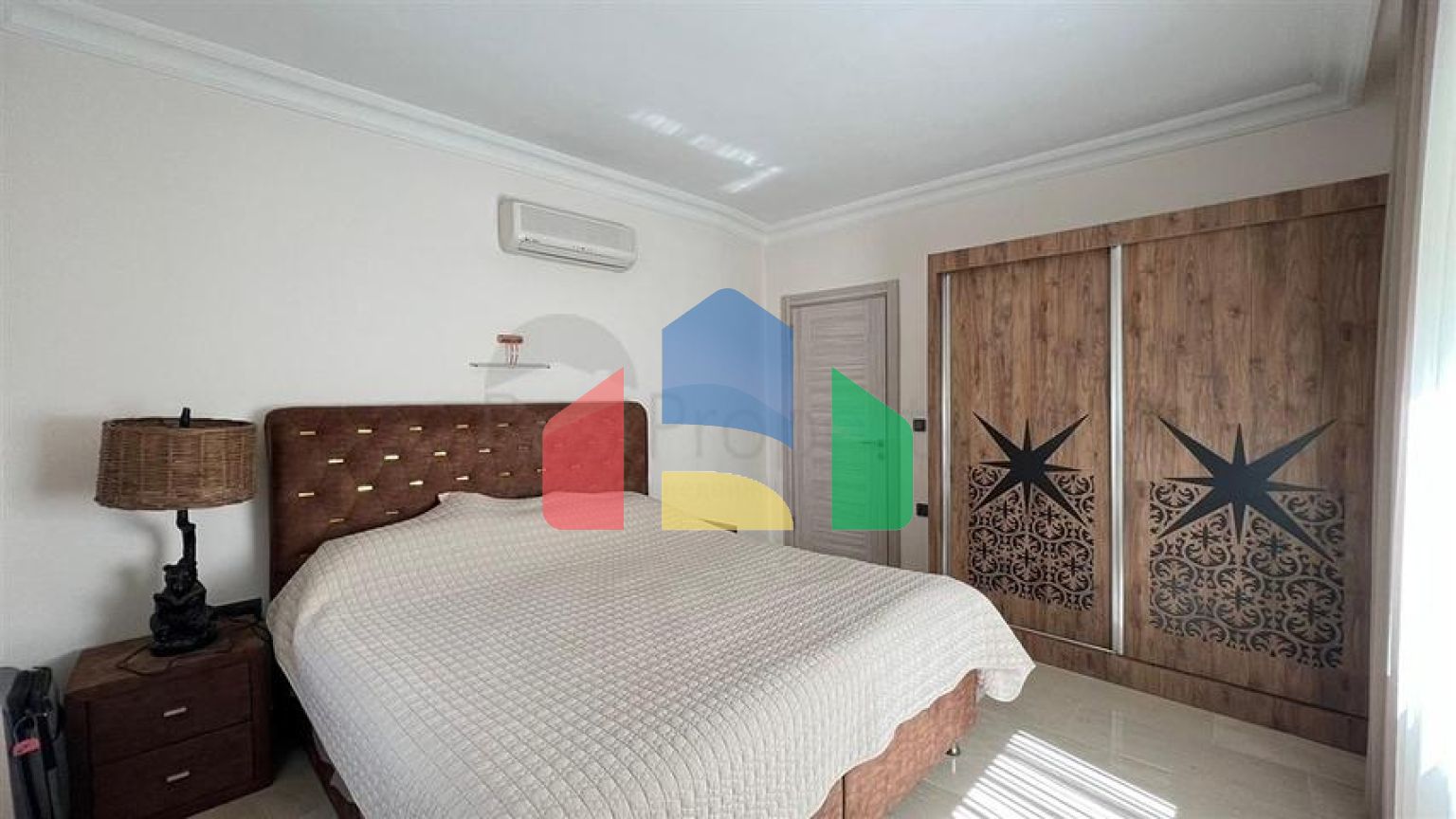 Мебльована вілла з видом на море в мальовничому районі Каргиджак