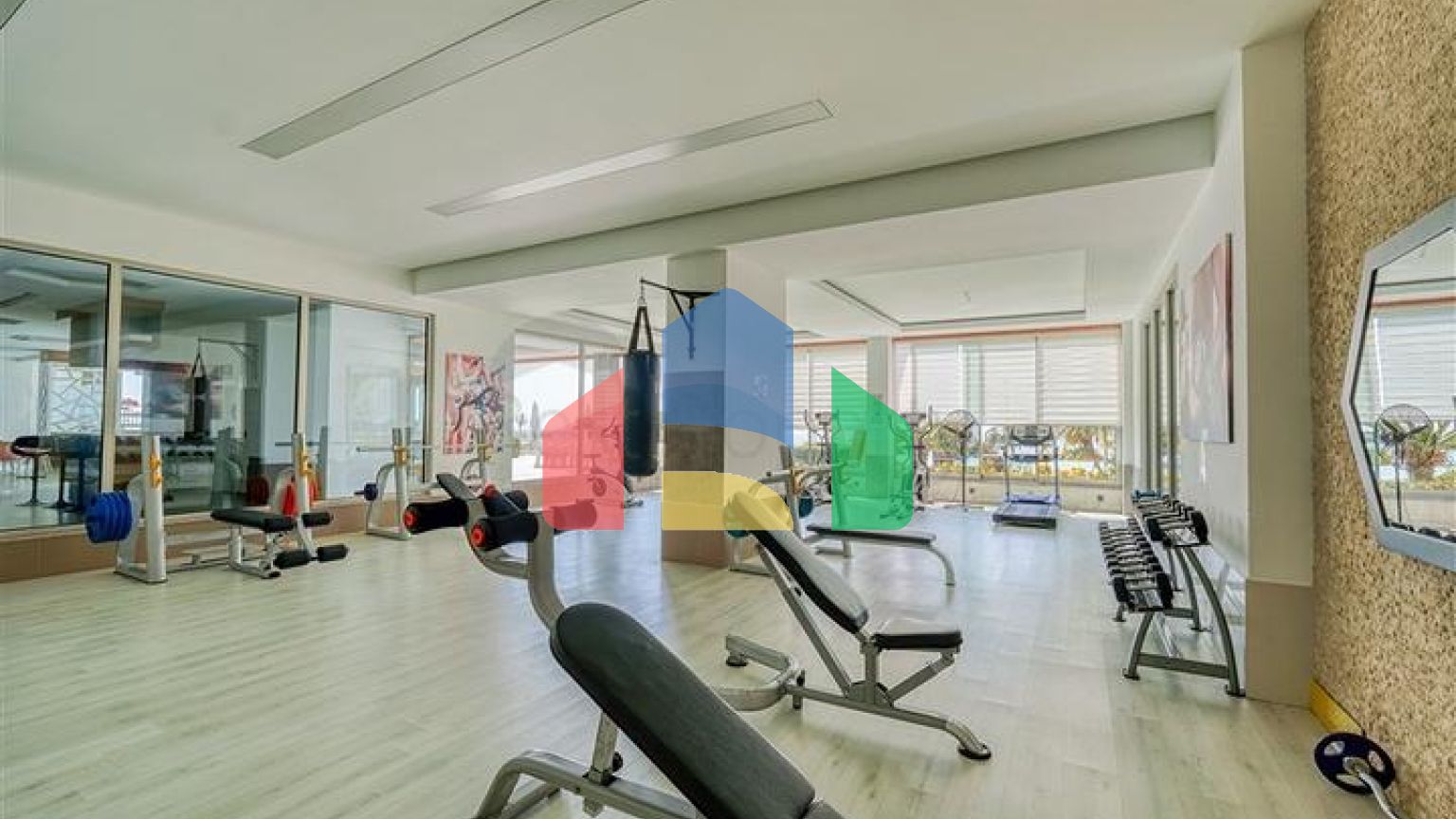 Квартира с видом на море в жилом комплексе с инфраструктурой премиум-класса