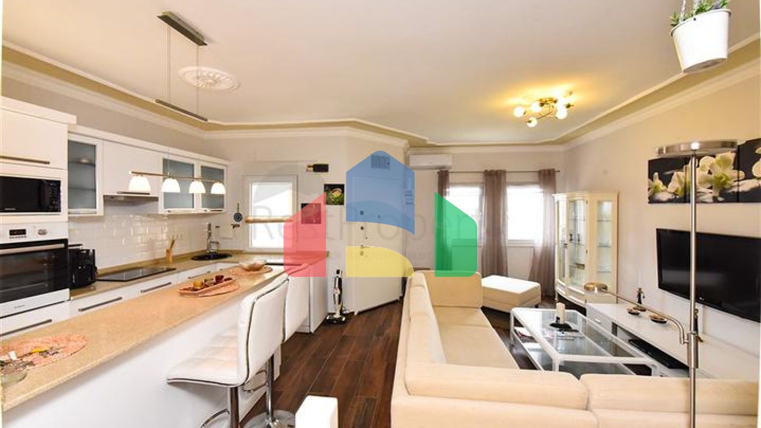 Таунхаус 2+1 в 600 м от моря в районе Каргыджак