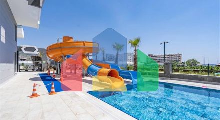 Мебльована квартира 1 + 1 в новому комплексі в районі Каргыджак