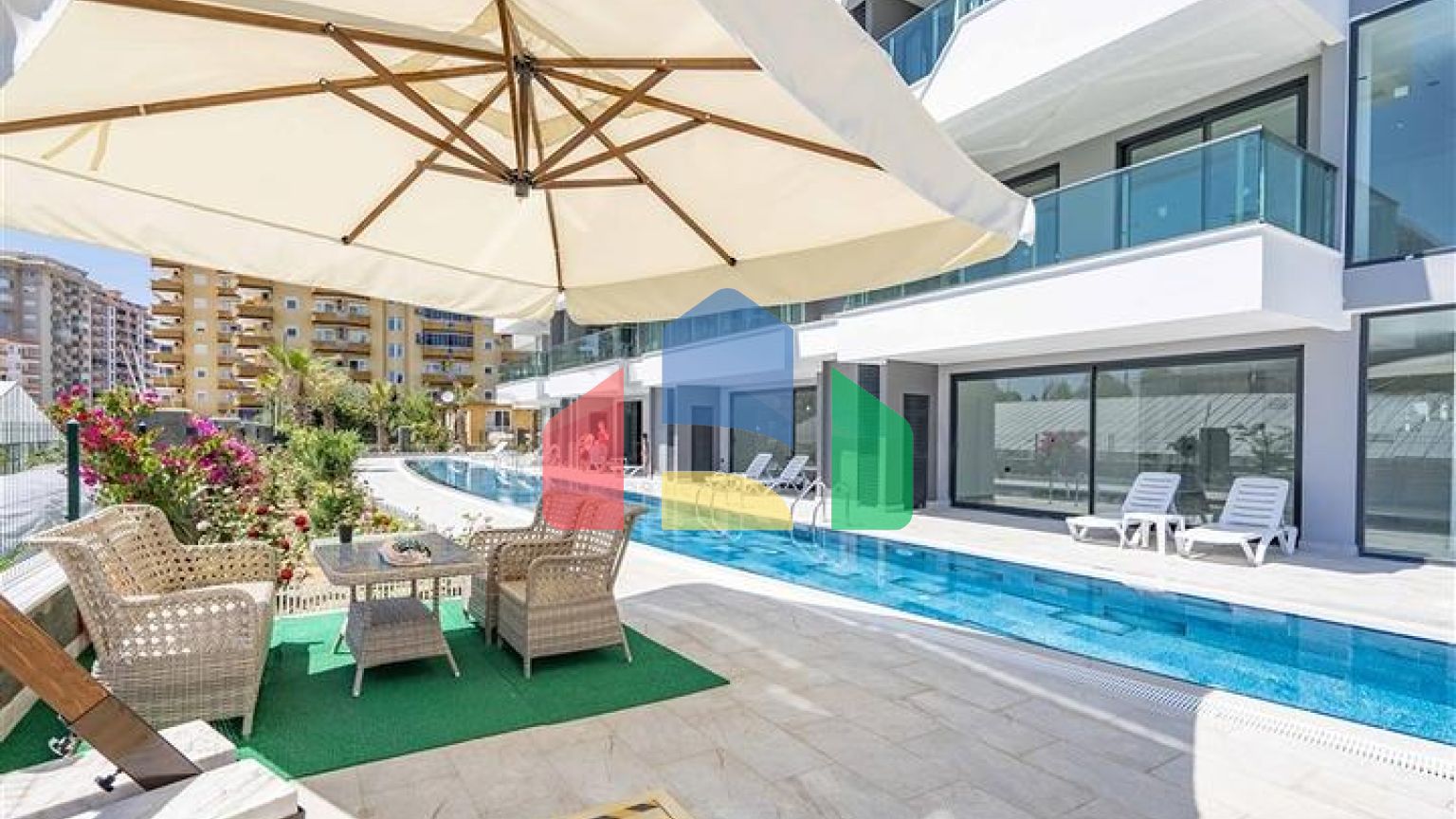 Мебльована квартира 1 + 1 в новому комплексі в районі Каргыджак