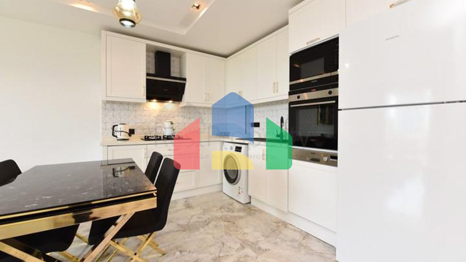 Мебльована квартира 1 + 1 в новому комплексі в районі Каргыджак