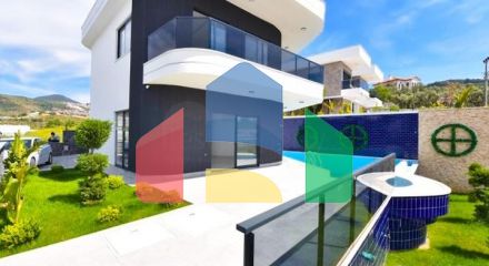 Sea View -Beautifully Designed -3 bedroom Private Villa -In Kargicak / Alanya
