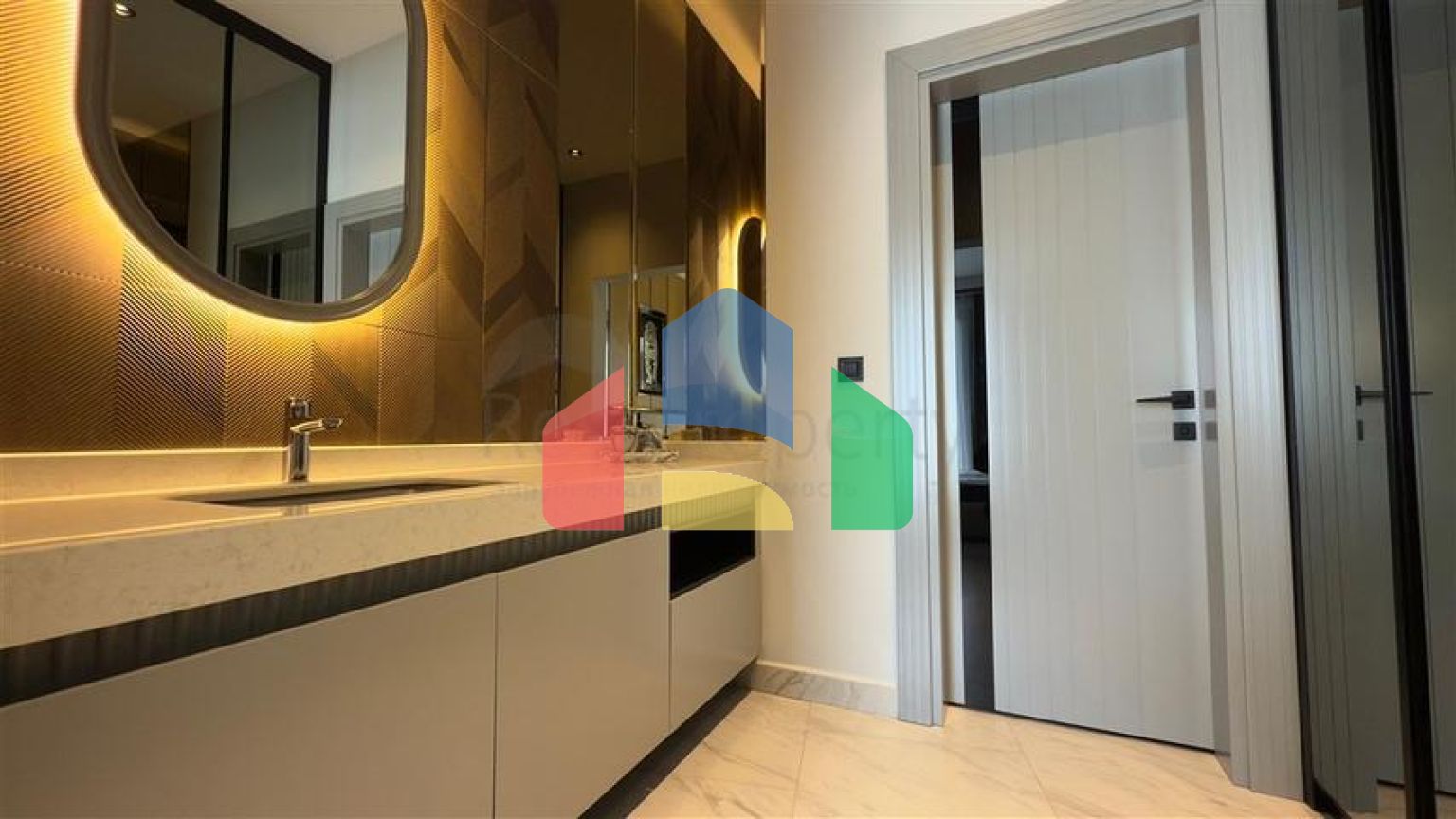 Квартира 2+1 на первой береговой линии в Каргыджаке