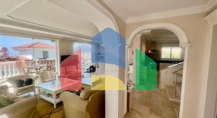 Простора вілла 3 + 2 в районі Каргиджак