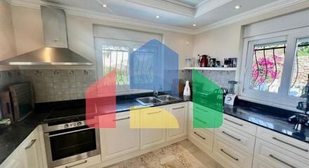 Простора вілла 3 + 2 в районі Каргиджак