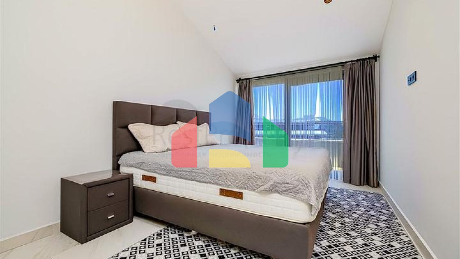 Розкішні апартаменти з видом на море в одному з кращих комплексів Аланії