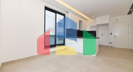 Трикімнатна квартира на березі моря