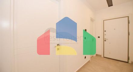 Трикімнатна квартира на березі моря