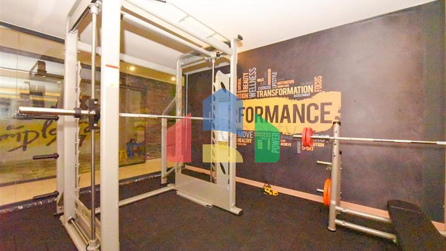 Трикімнатна квартира на березі моря