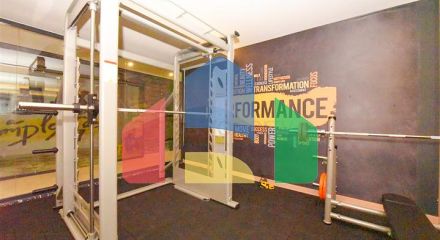 Трикімнатна квартира на березі моря