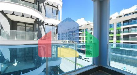 Сучасна квартира біля моря в Каркіджаку-ідеальне поєднання затишку і розташування