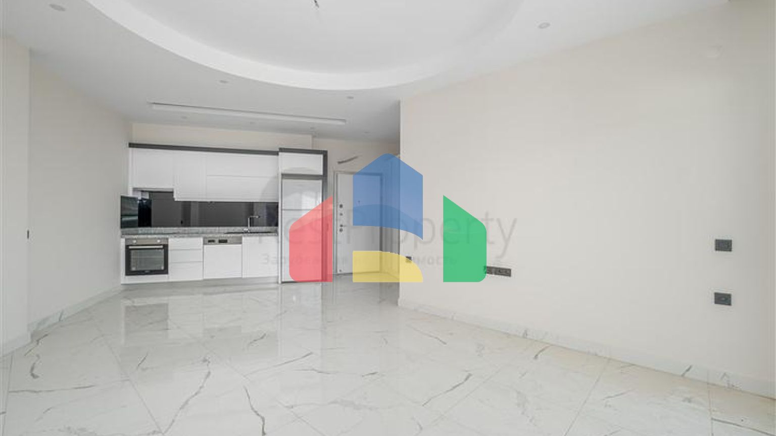 Сучасна квартира 1 + 1 з видом на море всього в 100 метрах від пляжу