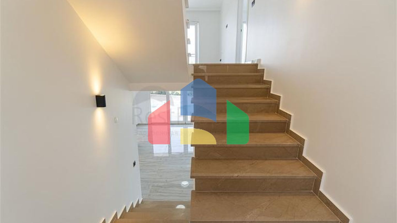 Вілла 4 + 1 в районі Каргиджак