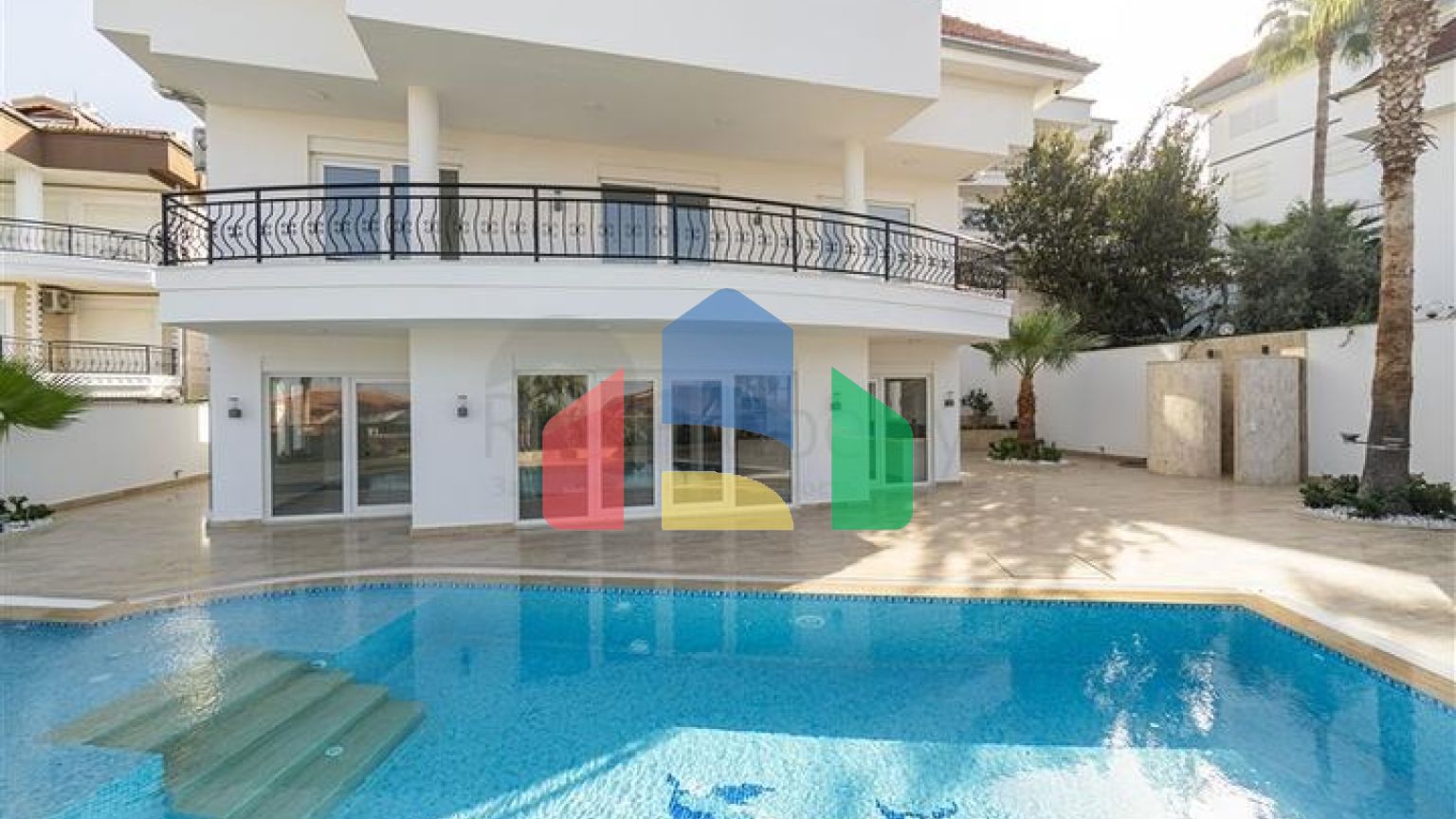 Вілла 4 + 1 в районі Каргиджак