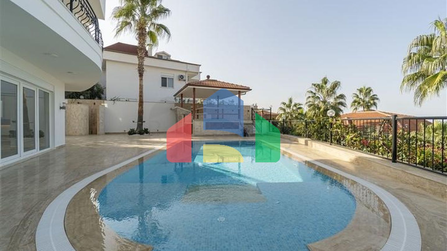 Вілла 4 + 1 в районі Каргиджак