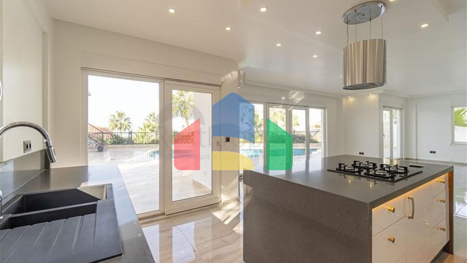 Вілла 4 + 1 в районі Каргиджак