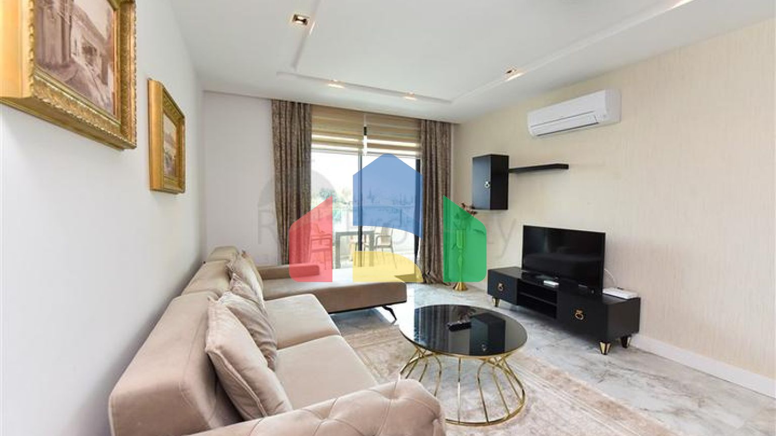 Шикарна квартира плануванням 1 + 1 в районі Каргиджак