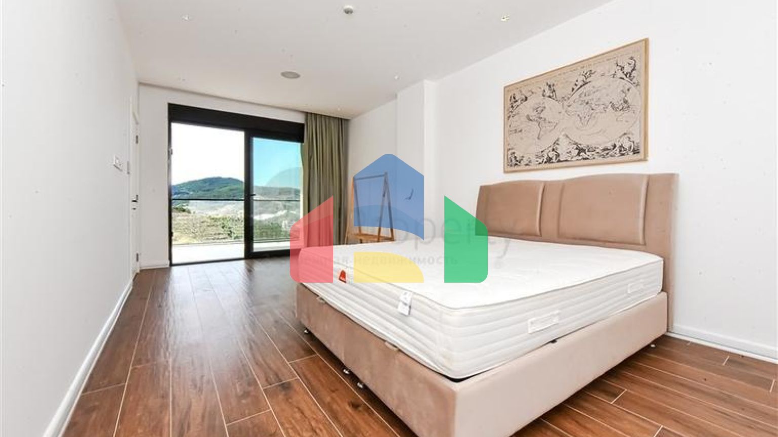 Современная вилла с морским видом в окружении природы и премиального комфорта