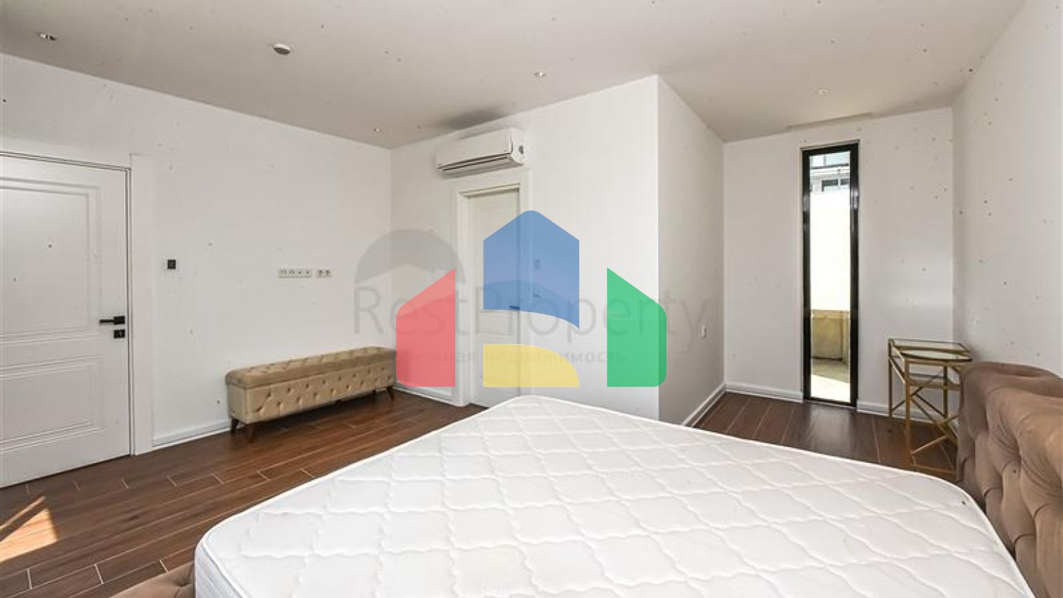 Современная вилла с морским видом в окружении природы и премиального комфорта