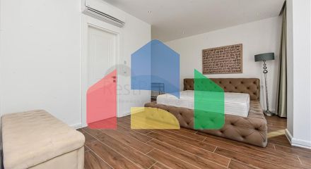 Современная вилла с морским видом в окружении природы и премиального комфорта