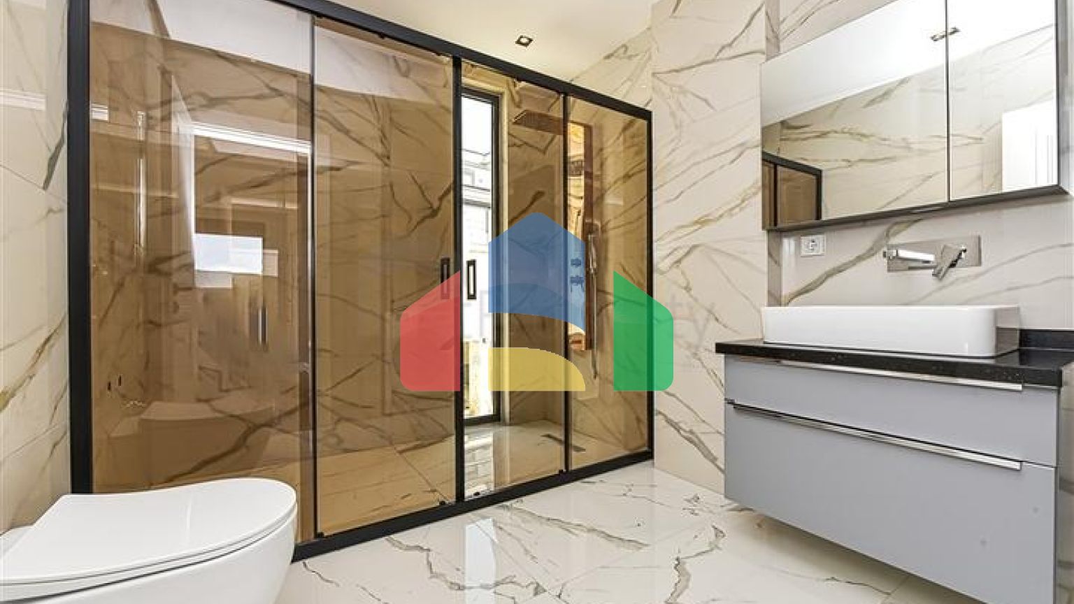 Современная вилла с морским видом в окружении природы и премиального комфорта