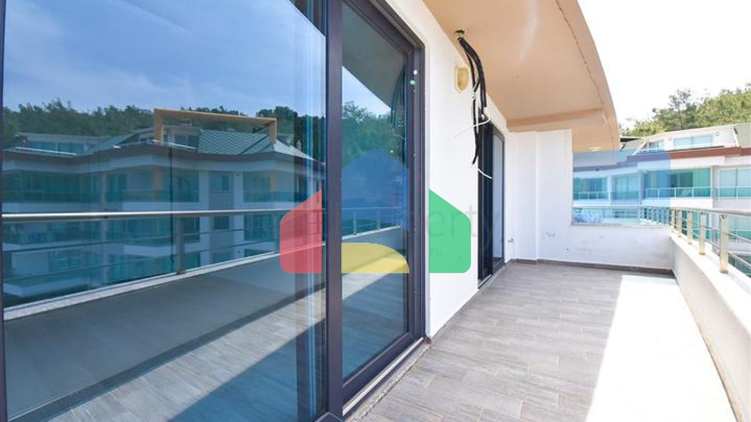 Пентхаус 3+1 в районе Каргыджак с возможностью получения Турецкого гражданства