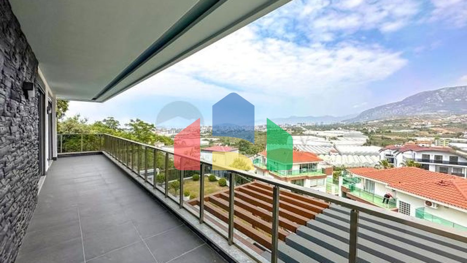 Великолепная вилла в районе Каргыджак