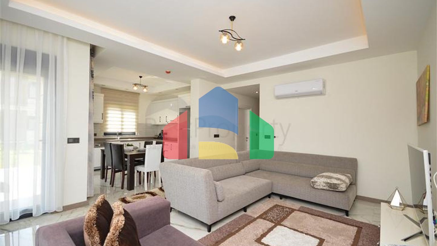 Современная и новая вилла планировкой 3+1 в районе Каргыджак