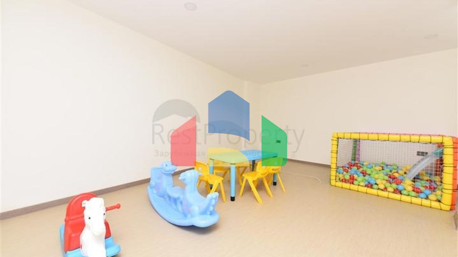 Современная и новая вилла планировкой 3+1 в районе Каргыджак