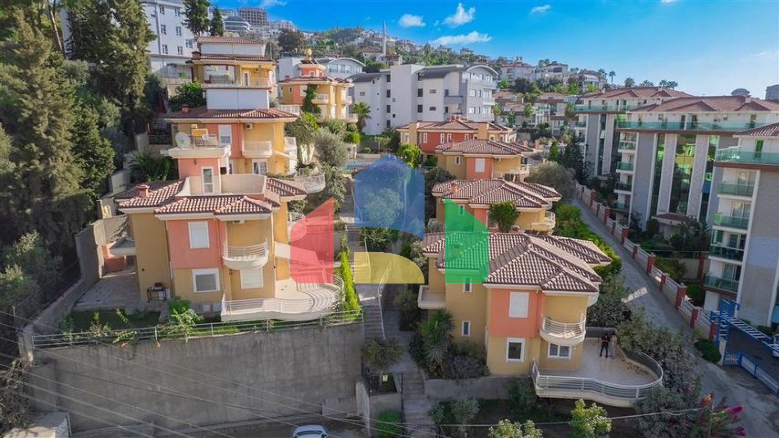 Вілла 4+1 в районі Каргиджак