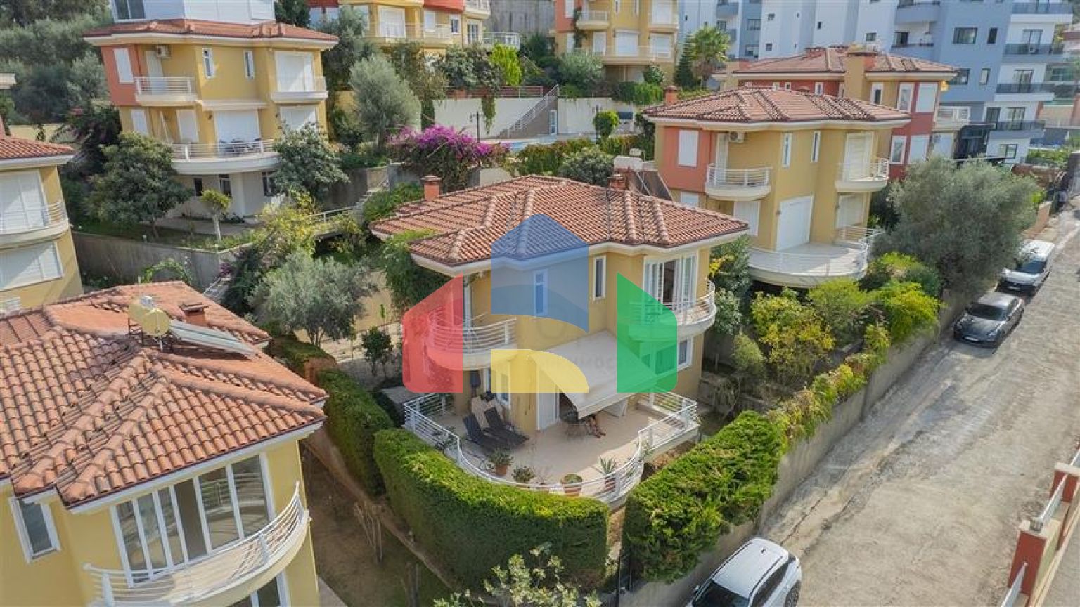 Вілла 4+1 в районі Каргиджак