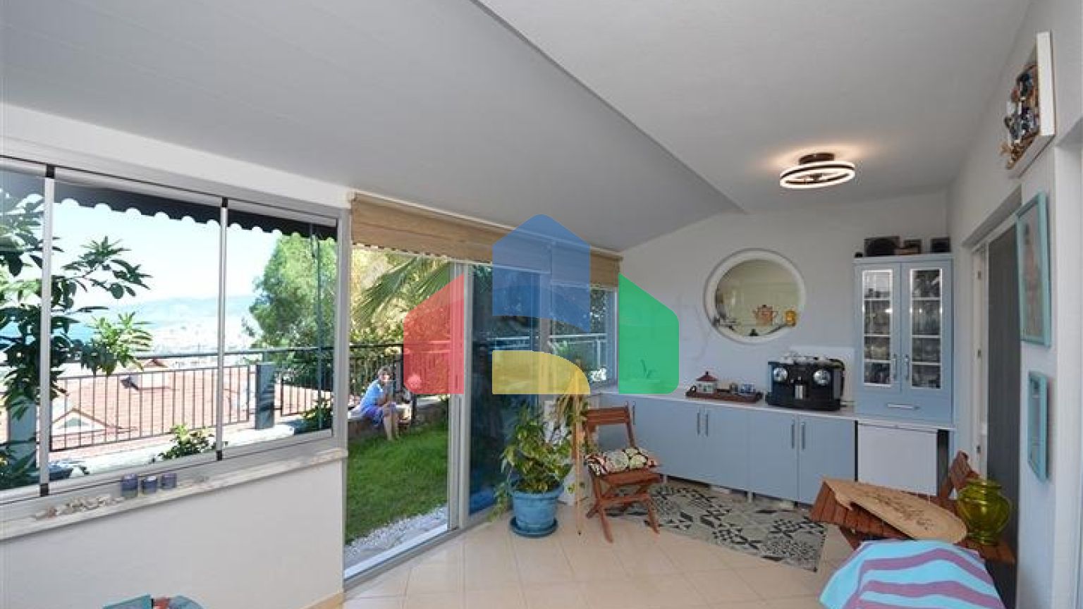 Затишна квартира 2 + 1 зі своїм садовим ділянкою