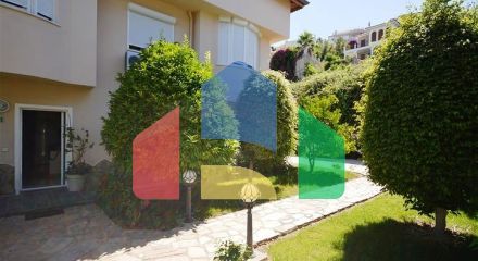 Затишна квартира 2 + 1 зі своїм садовим ділянкою