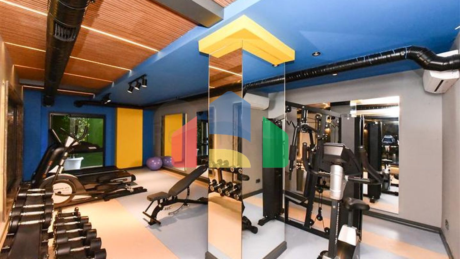 Пентхаус плануванням 2+1 з приголомшливим видом на море в комплексі преміум класу