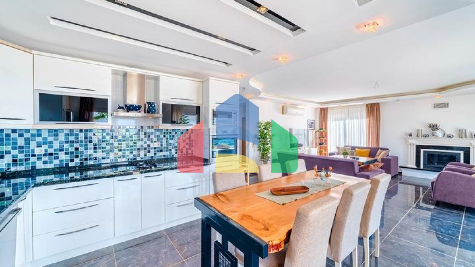 Частная вилла 4+1 с панорамными видами в районе Каргыджак