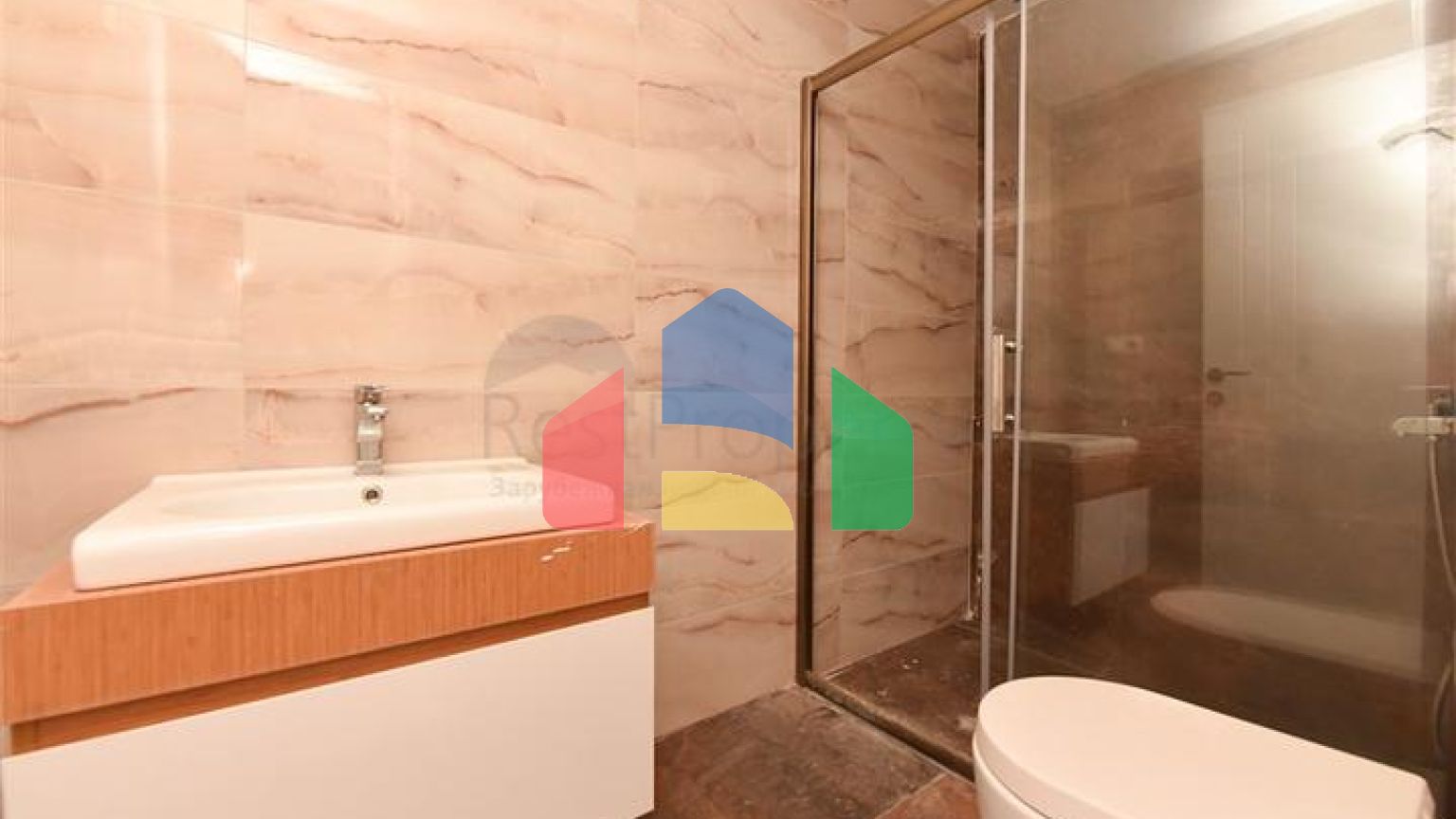 Апартаменти 2 + 1 в мальовничому районі Каргыджак всього в 300 м від моря