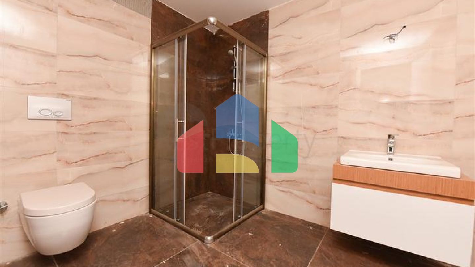 Апартаменти 2 + 1 в мальовничому районі Каргыджак всього в 300 м від моря