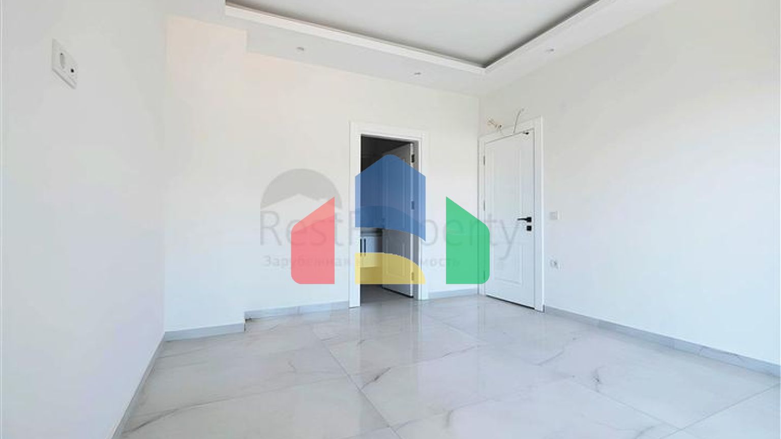 Простора квартира з видом на море в мальовничому районі Аланії