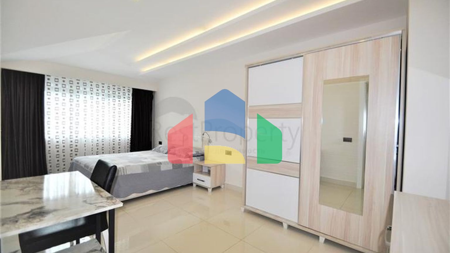 Апартаменти 2 + 1 в комплексі в 50 метрах від пляжу району Каргыджак