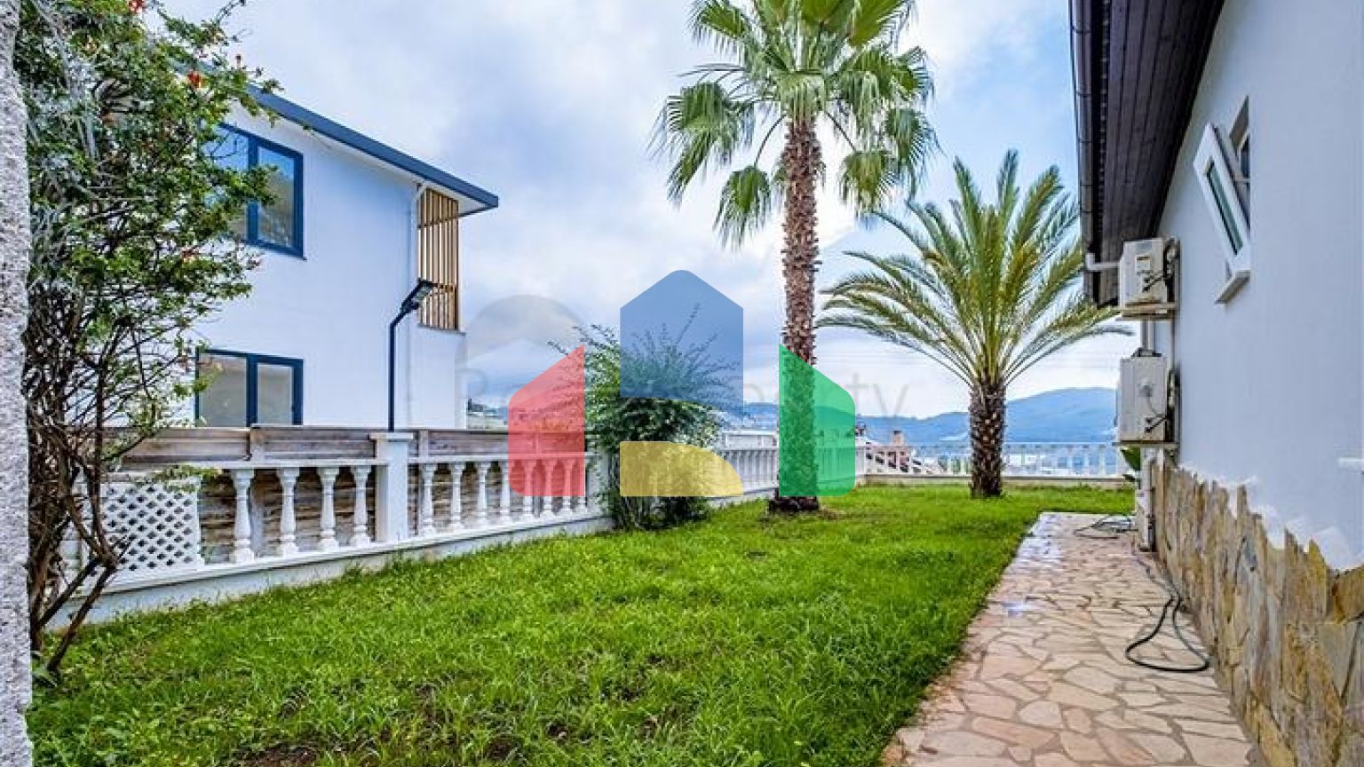 Вилла с потрясающим видом в районе Каргыджак