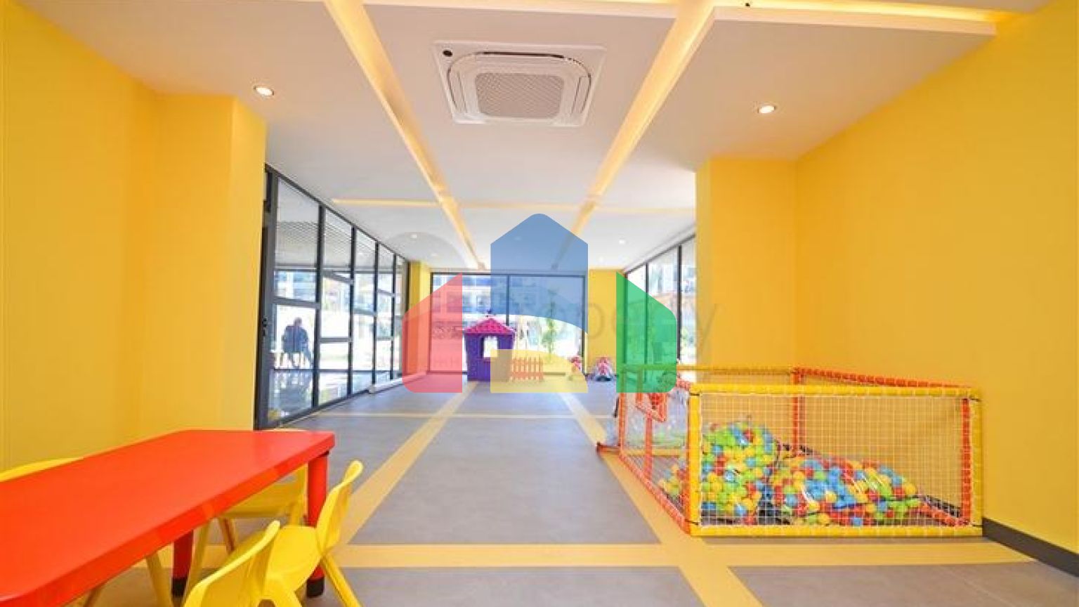 Двухкомнатная квартира в живописном районе Алании и пешей доступности к морю