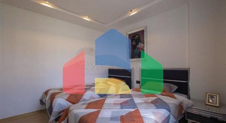 Мебльована квартира 2 + 1 в новому комплексі в районі Каргыджак