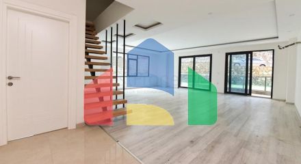 Шикарний дуплекс під громадянство Шикарний дуплекс під громадянство